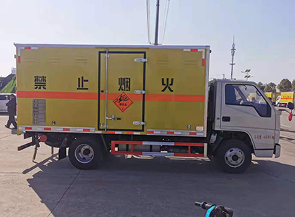 青原爆破器材运输车